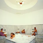 Akropol Szálloda 3*
